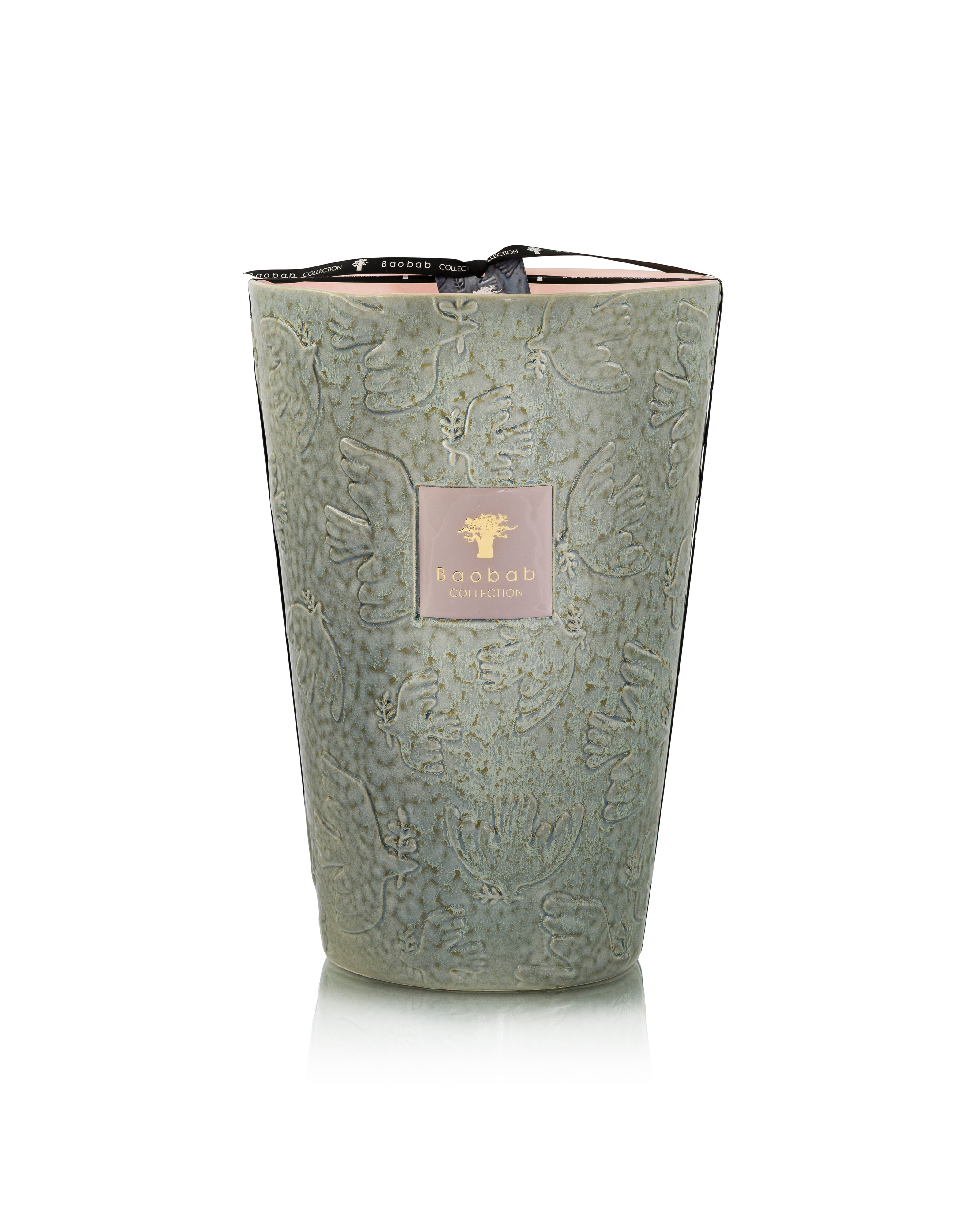 Paz Colombe Candle