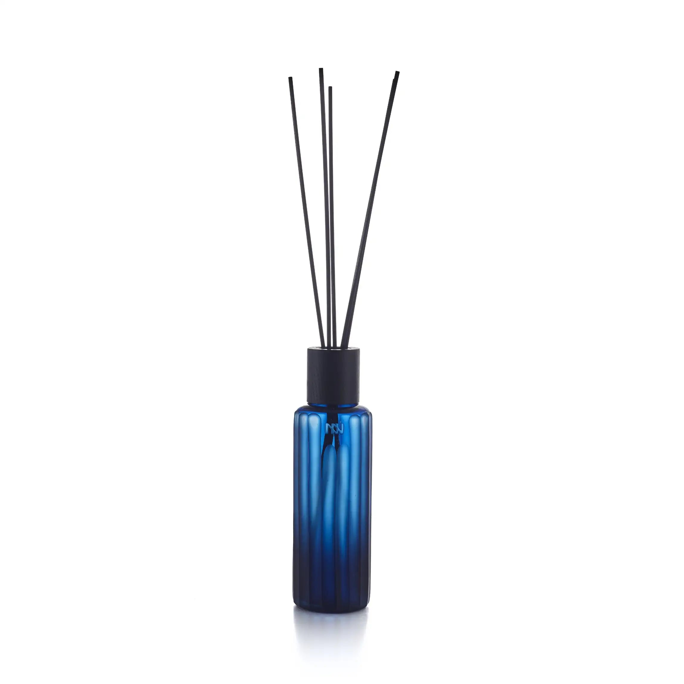 موزع عطر أزرق ملكي، ميوز