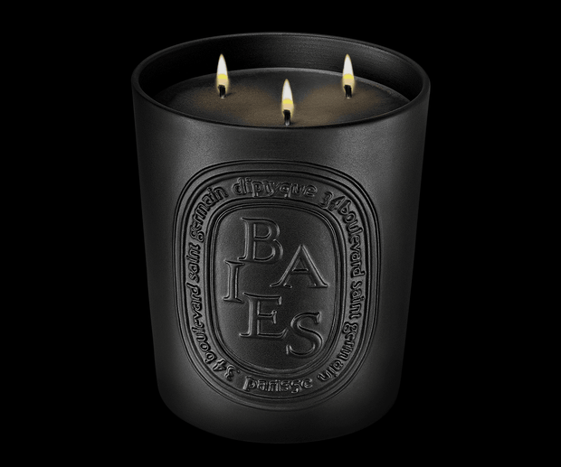 شمعة بايز السوداء