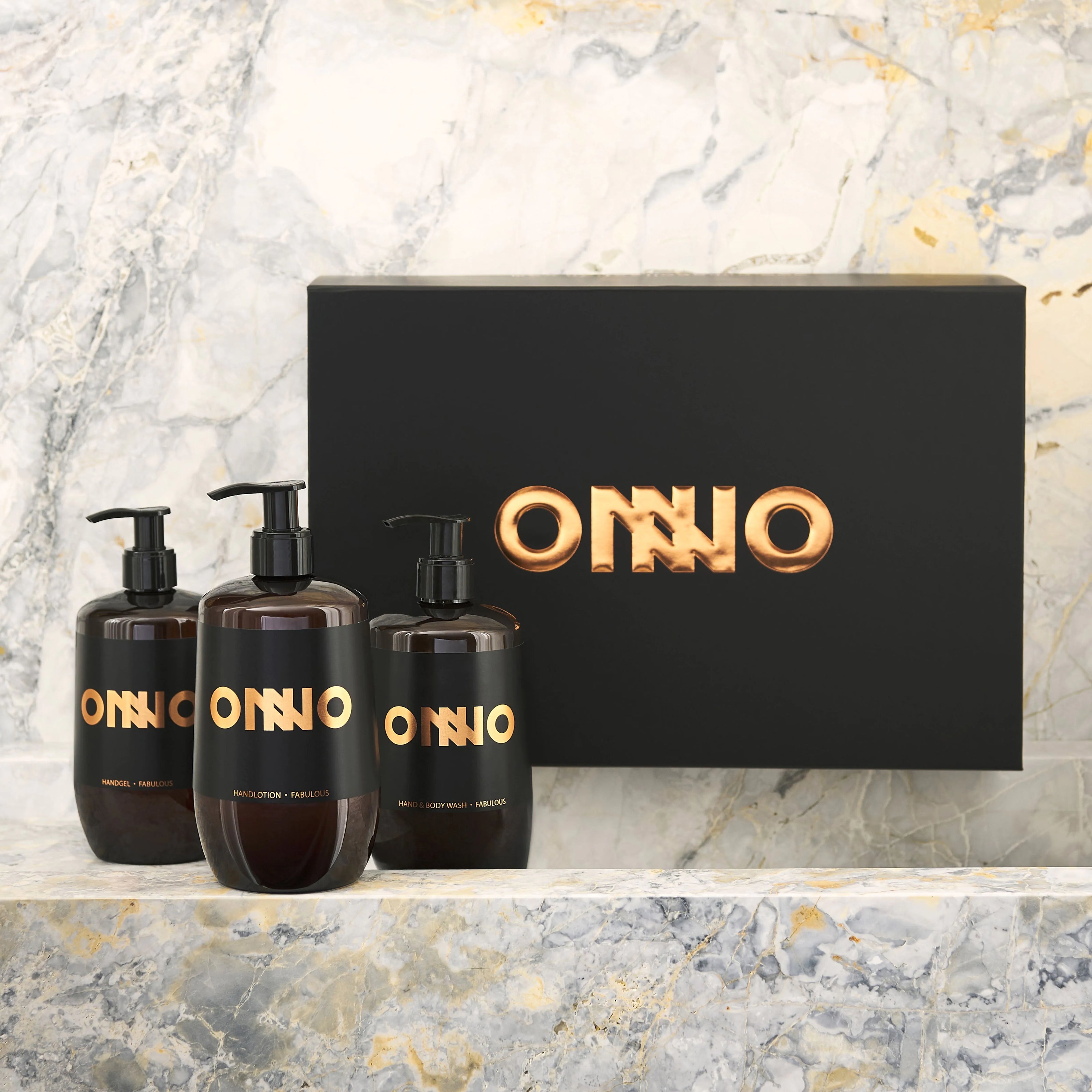 علبة هدايا فاخرة للعناية بالجسم