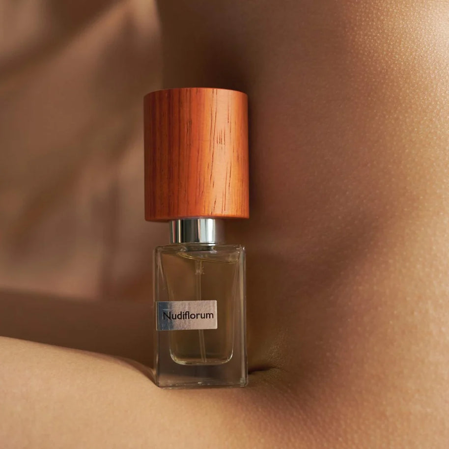 عطر نودي فلوروم إكسترايت دي بارفان
